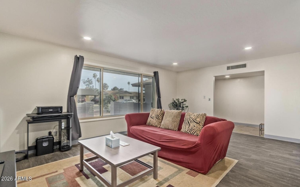 1922 E Laguna Drive - Photo 6