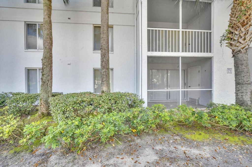 2506 Se Anchorage Cove - Photo 2