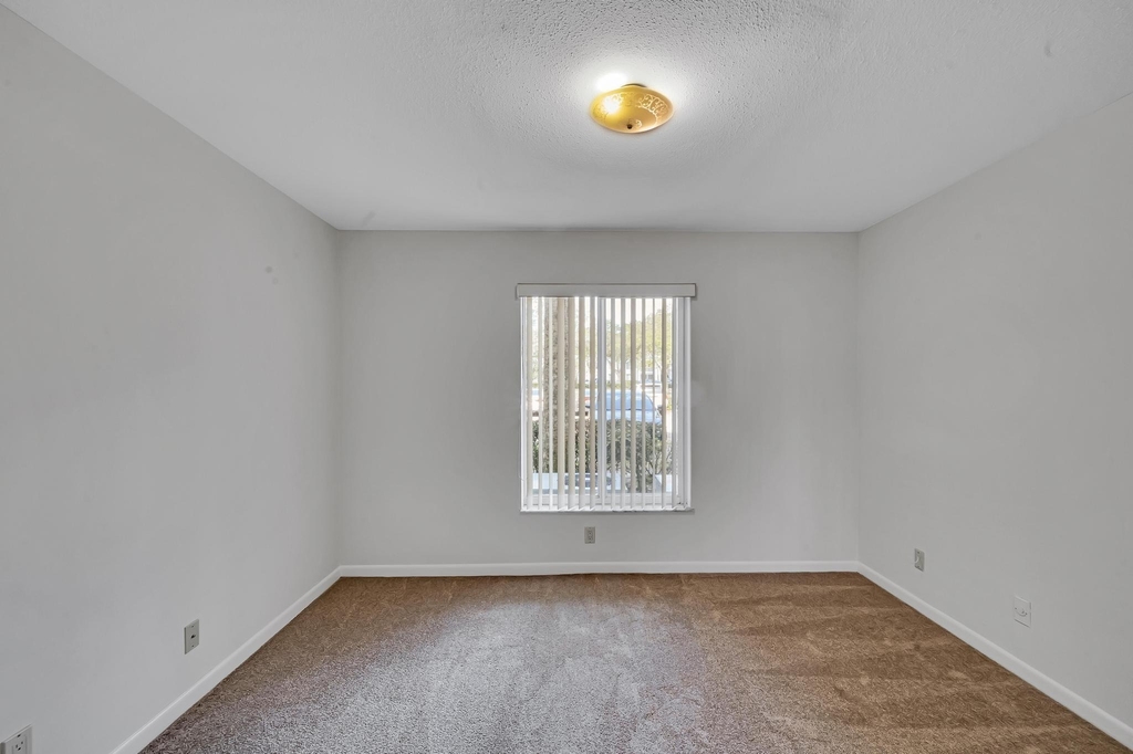 2506 Se Anchorage Cove - Photo 13