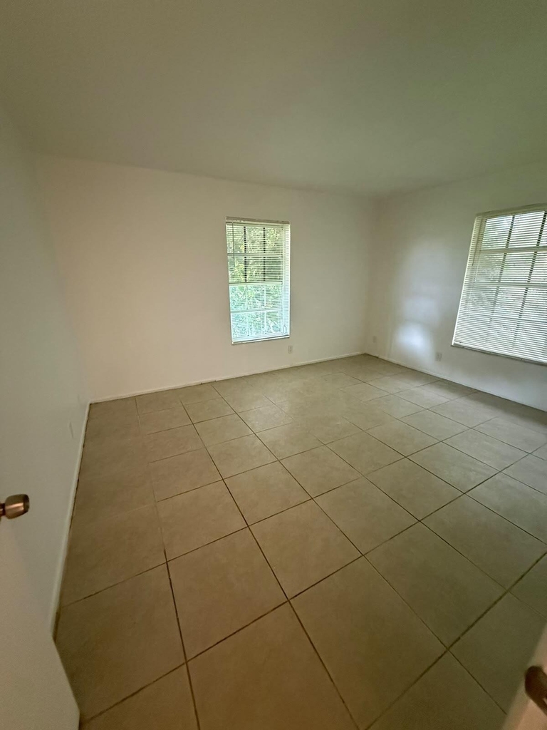 4951 Wedgewood Way - Photo 16