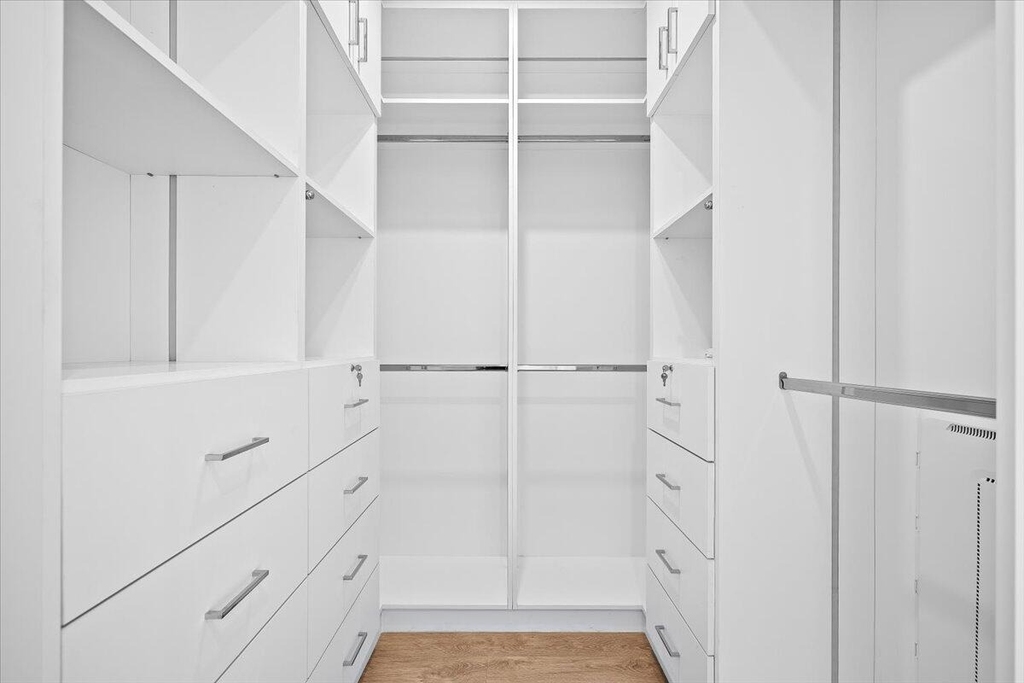 220 Lake Shore Drive - Photo 23