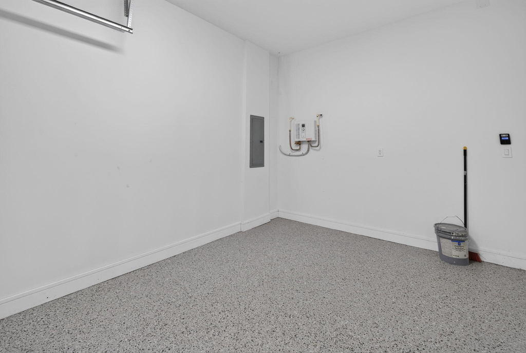 704 Sw 9th Street - Photo 35