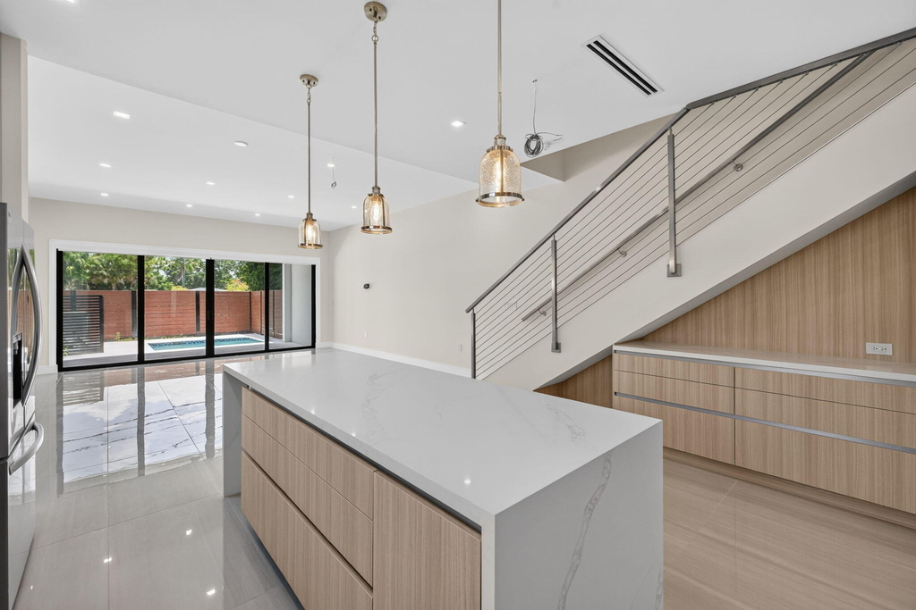 704 Sw 9th Street - Photo 12
