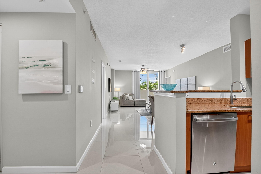 625 Casa Loma Boulevard - Photo 3