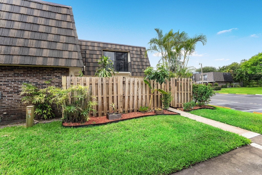 1534 Forest Lakes Circle - Photo 3