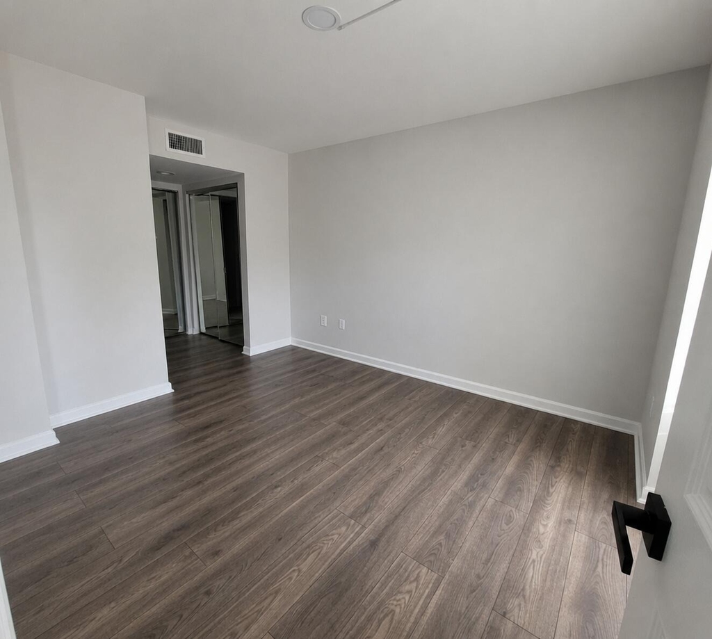 1522 Se Royal Green Circle - Photo 6
