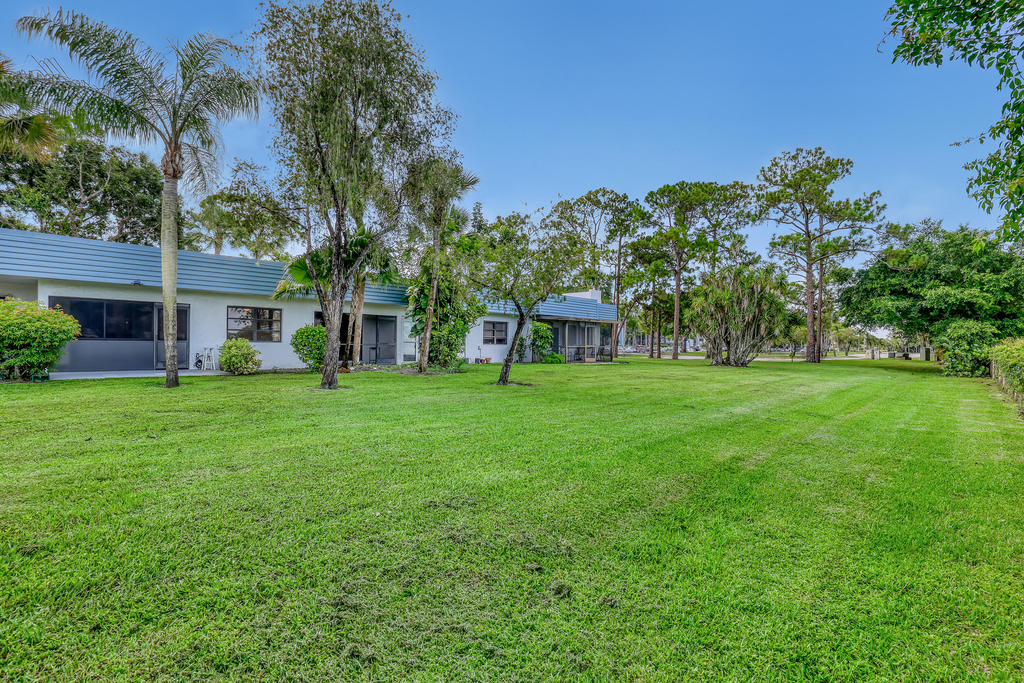 4575 Lucerne Lakes Boulevard - Photo 11