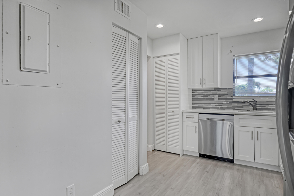 4575 Lucerne Lakes Boulevard - Photo 5
