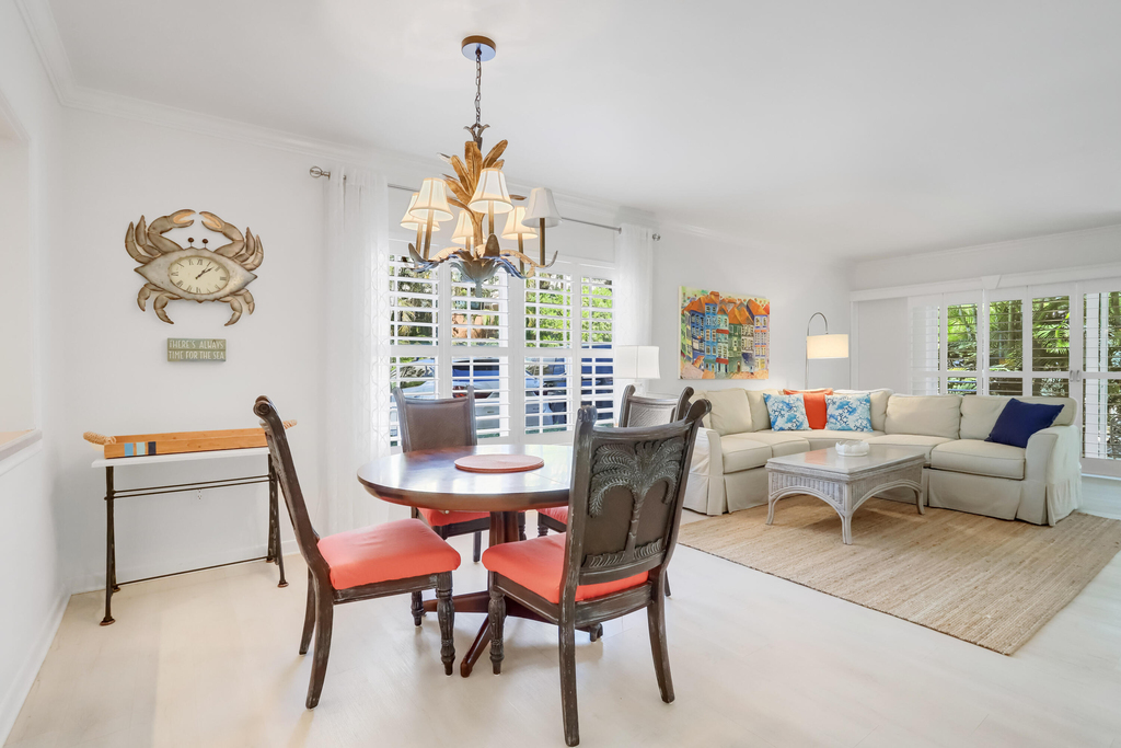 217 Gleason Street - Photo 3