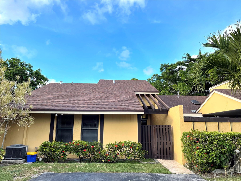 11781 Timbers Way - Photo 0