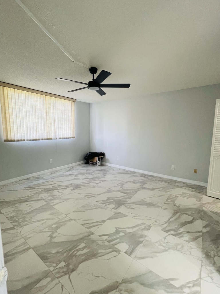 5980 Nw 64th Avenue - Photo 3