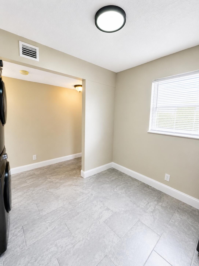 7830 Nw 33rd Street - Photo 11