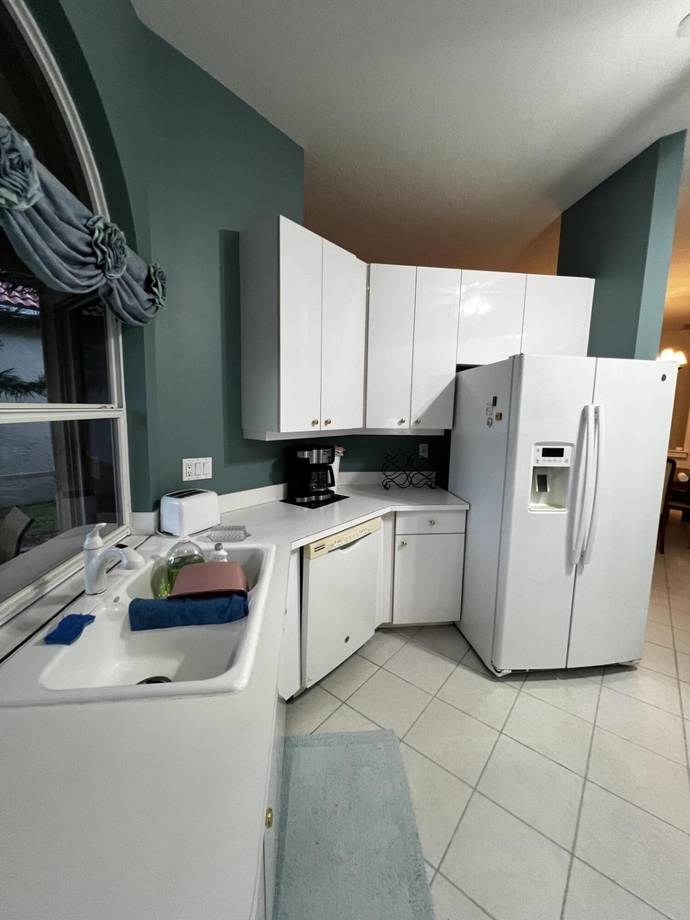 742 Sw Aruba Bay - Photo 12