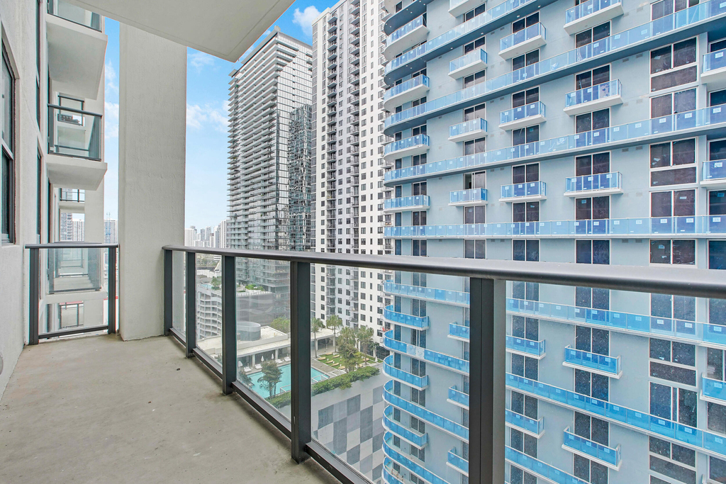 601 N Miami Avenue - Photo 9