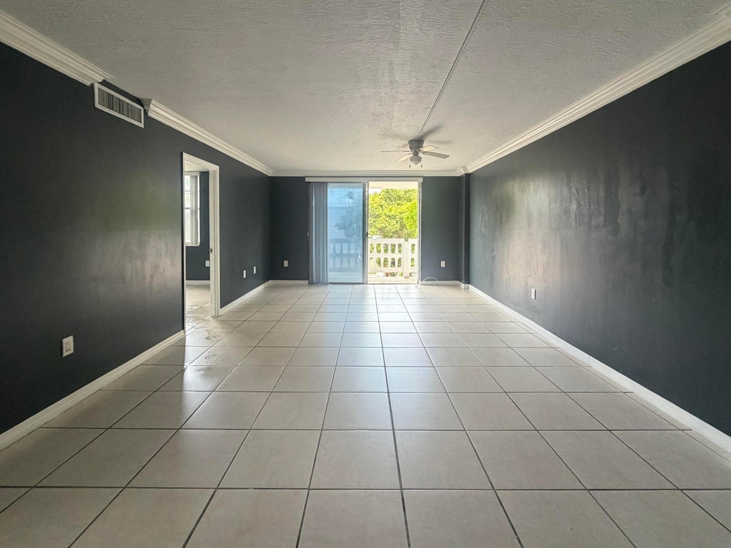 15600 Nw 7th Avenue - Photo 3