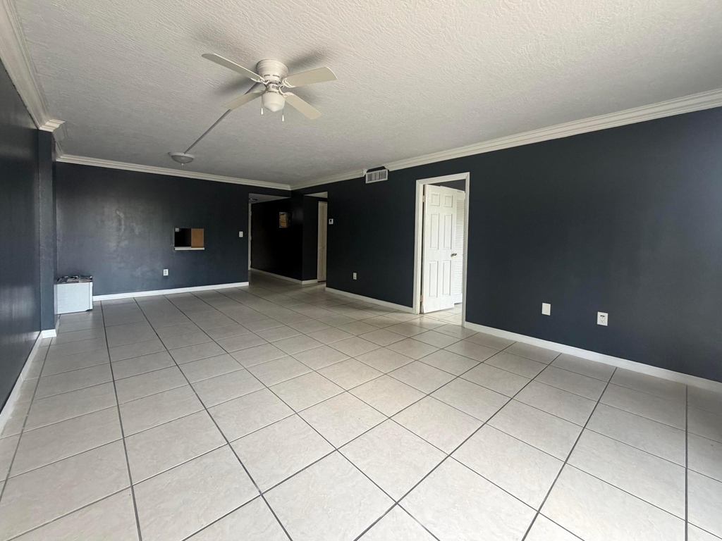 15600 Nw 7th Avenue - Photo 5
