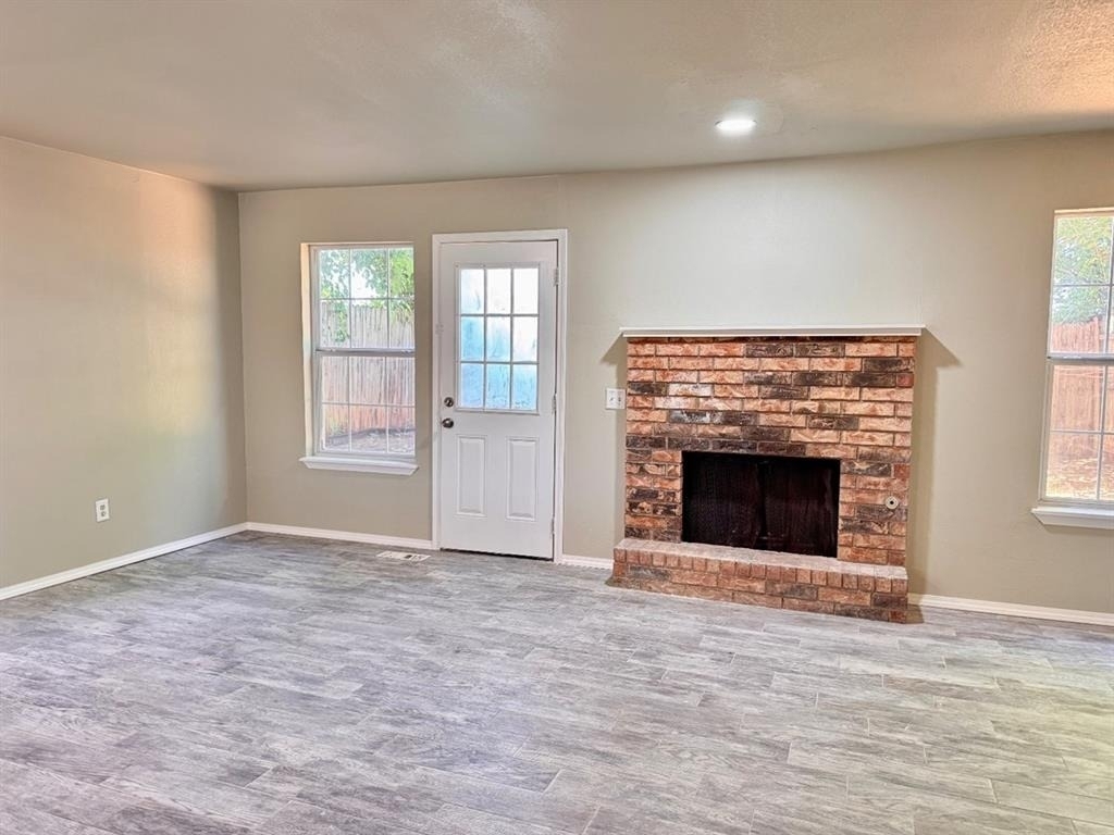 417 Ne 115th Street - Photo 2