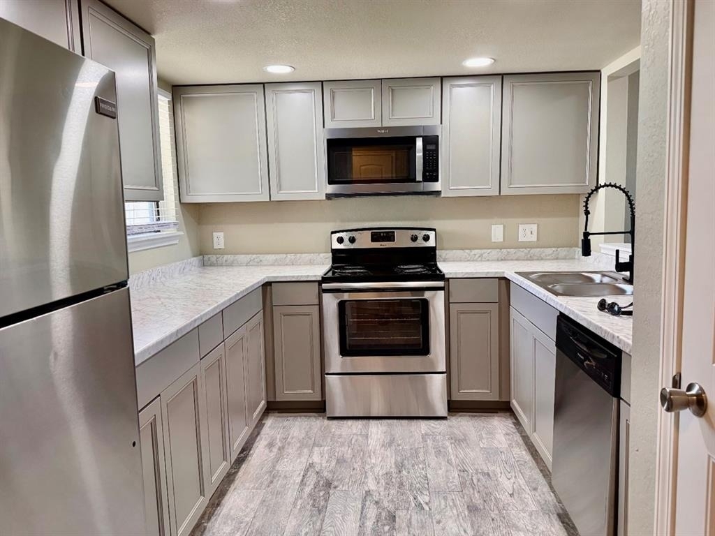 417 Ne 115th Street - Photo 5
