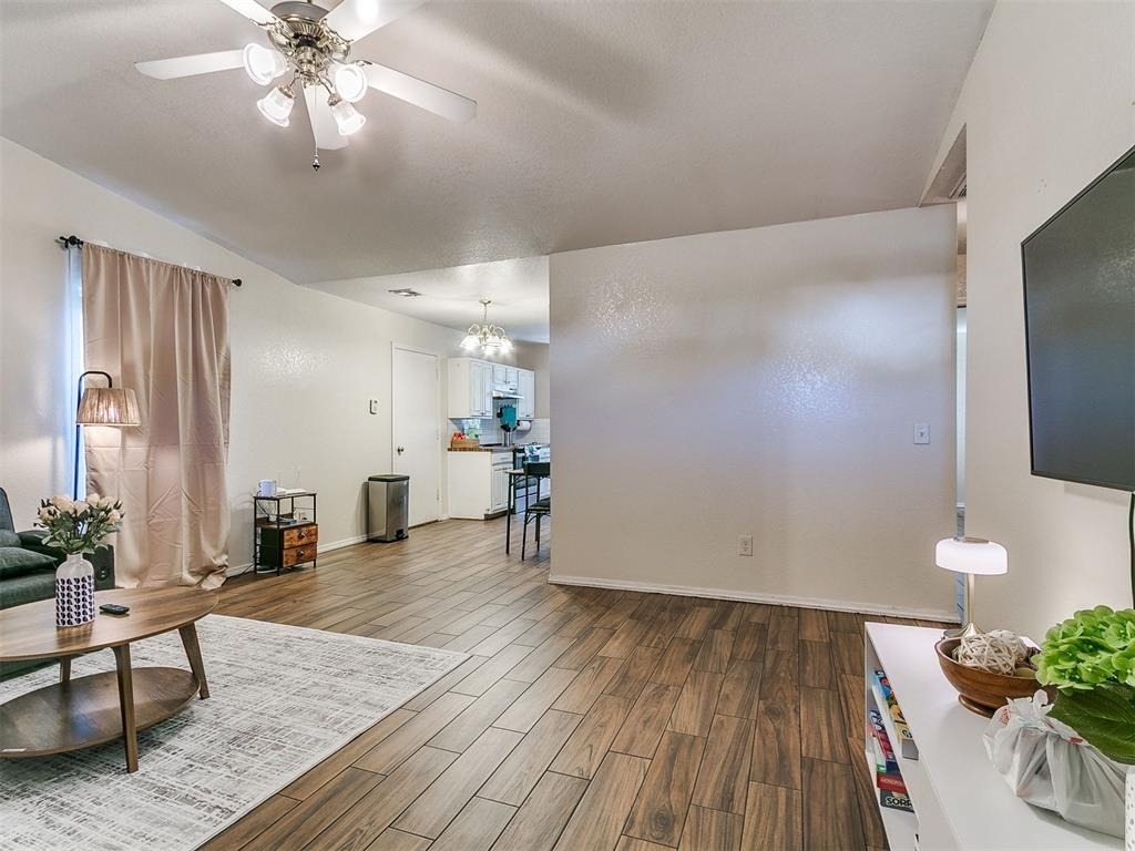 414 English Elm Lane - Photo 2