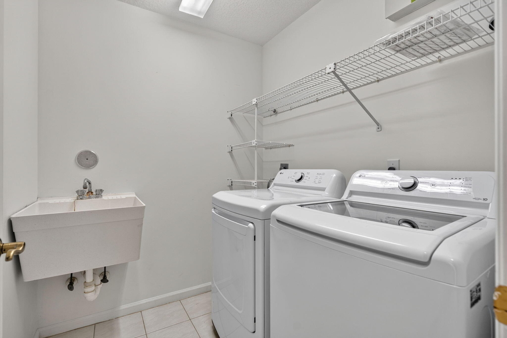 12168 Sandy Run - Photo 42