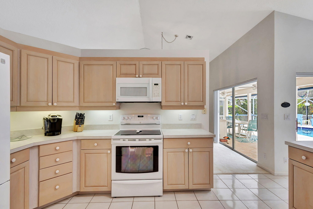 12168 Sandy Run - Photo 5