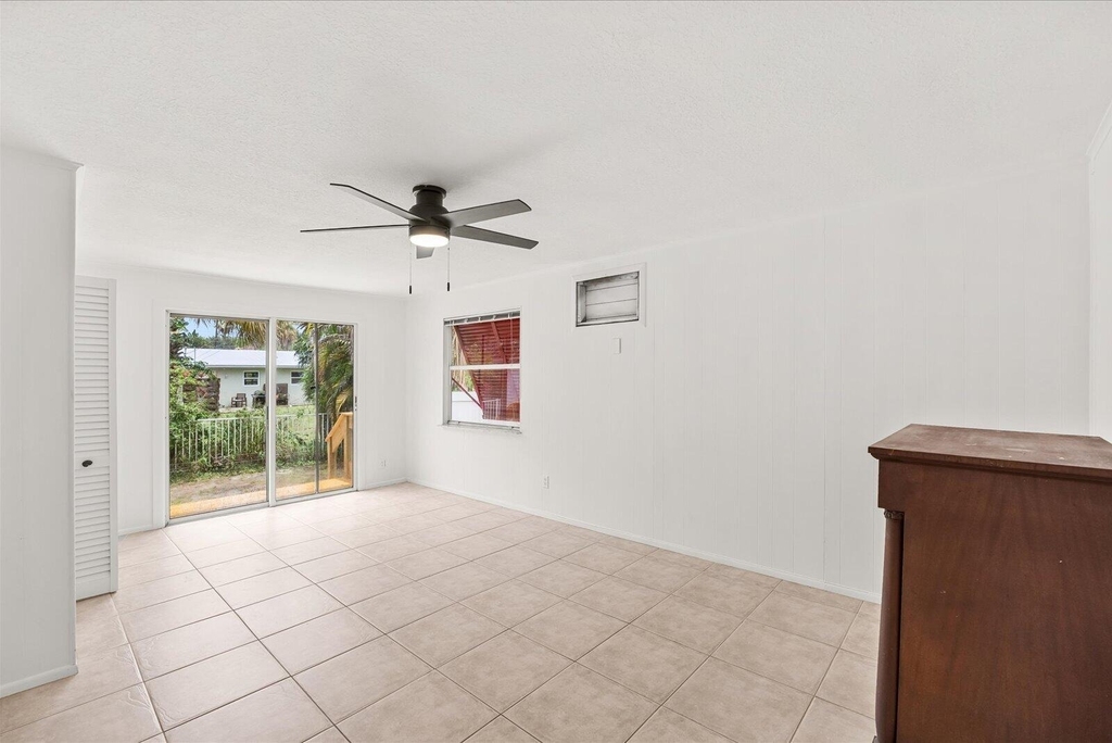 705 Se Stypmann Boulevard - Photo 8