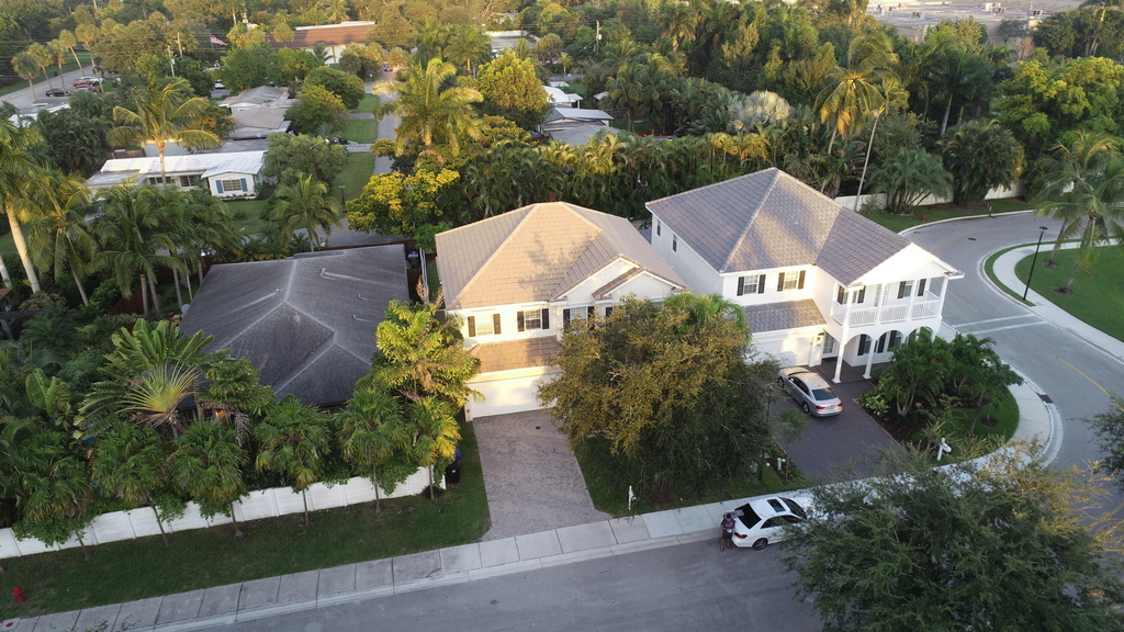 2200 Sw 13th Avenue - Photo 0