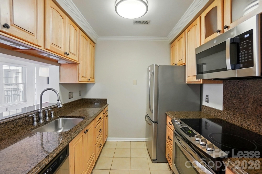 5007 Sharon Road - Photo 17
