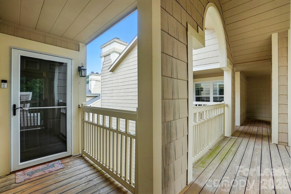 5007 Sharon Road - Photo 8