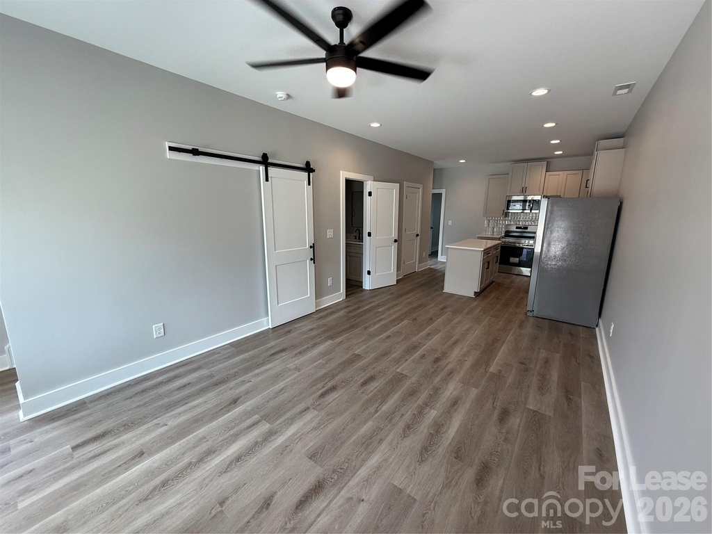 525 Dellwood Drive - Photo 3