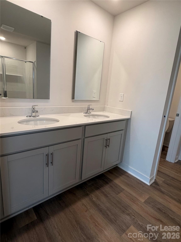 1423 Mammoth Road - Photo 11