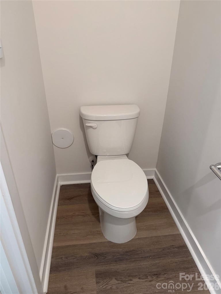 1423 Mammoth Road - Photo 7