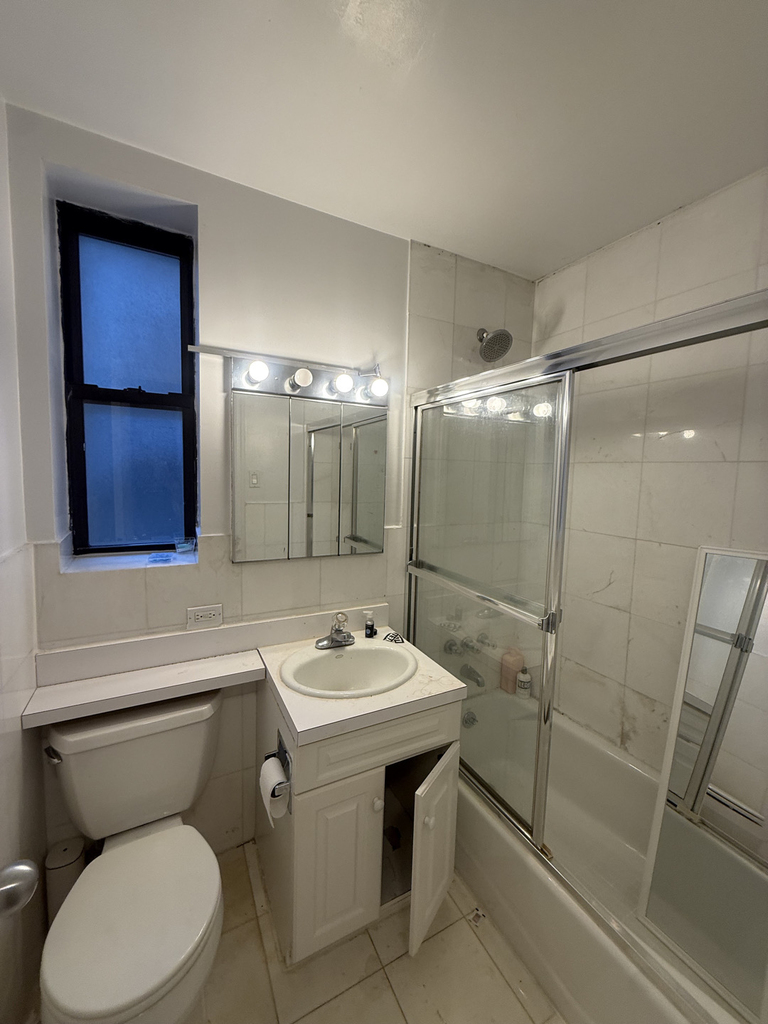 235 East 46th Street - Photo 8