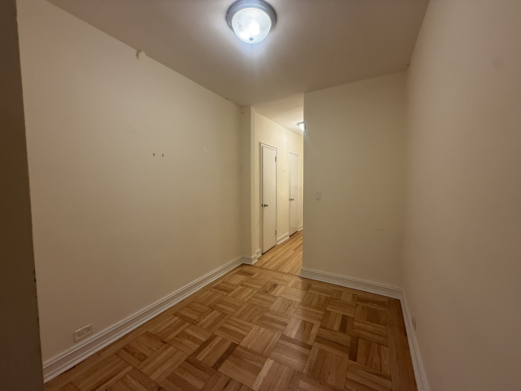 235 East 46th Street - Photo 3