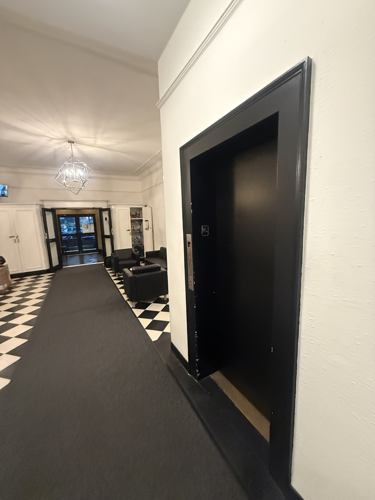 235 East 46th Street - Photo 16