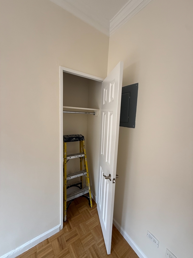 219 East 69th Street #6K - Photo 5