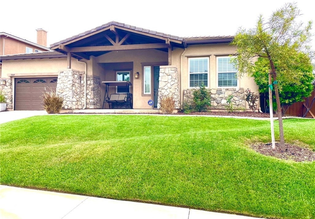 33845 Rustridge Street - Photo 0