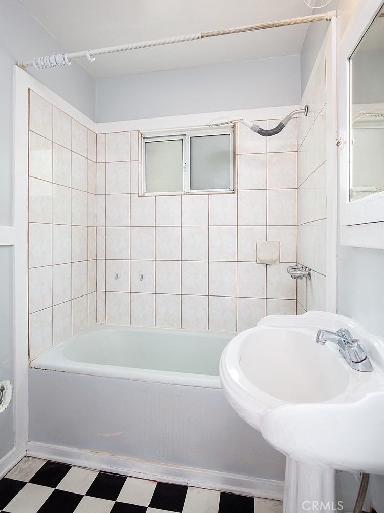 459 E Sacramento Street - Photo 16