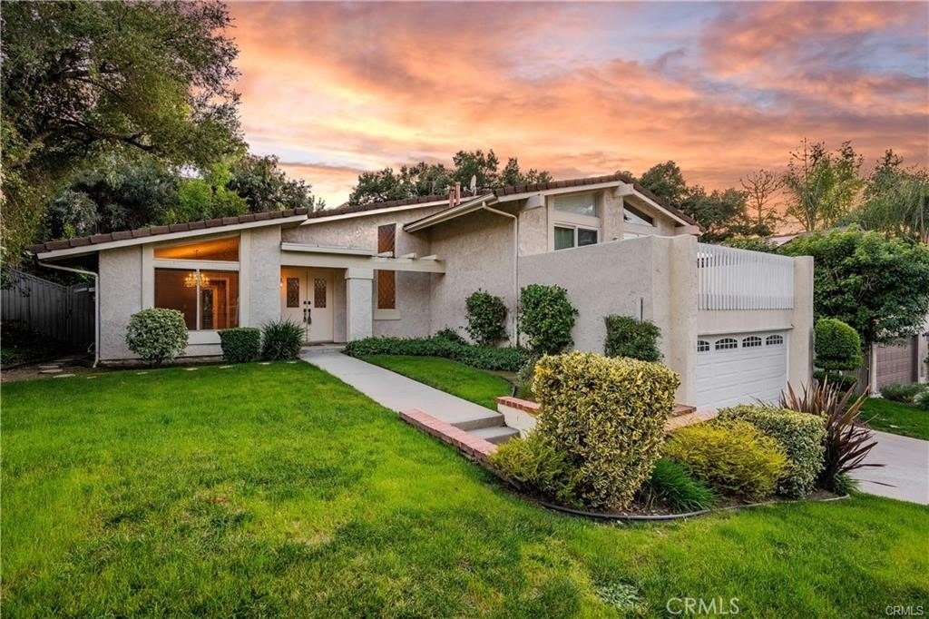 22840 Sparrowdell - Photo 2