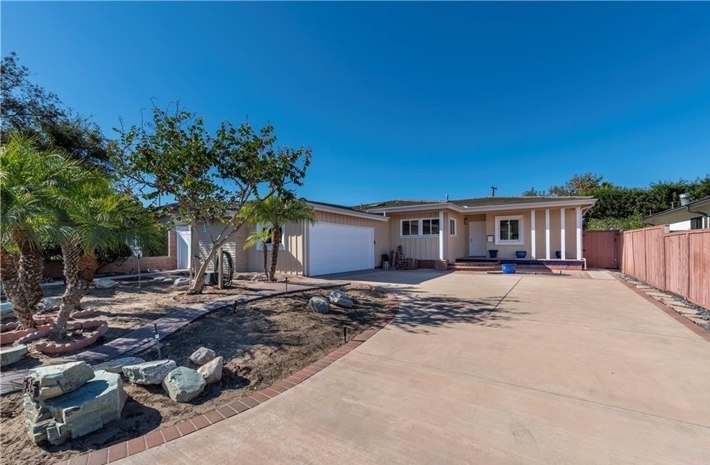535 Camino De Encanto - Photo 0