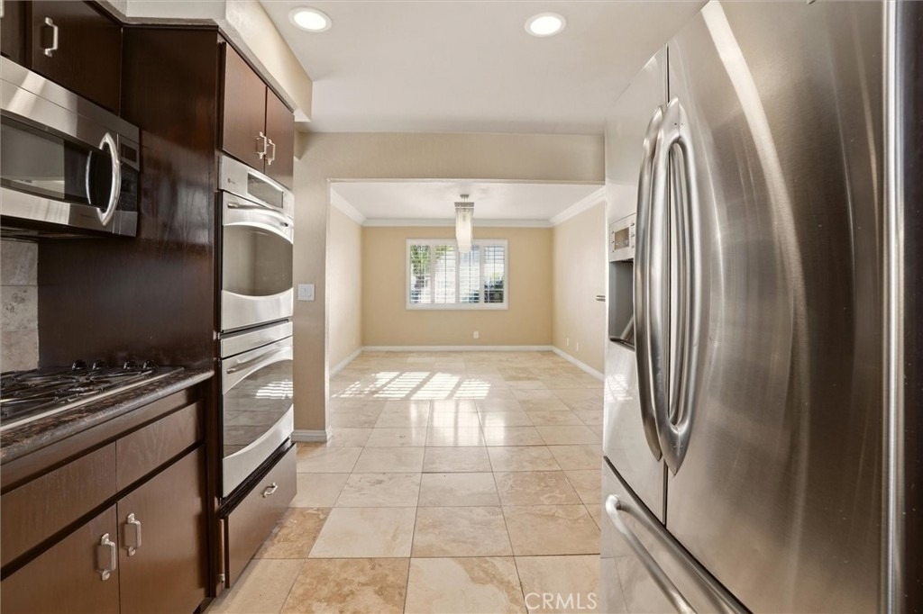 19206 Andmark Avenue - Photo 9