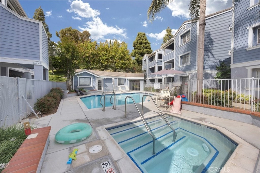 111 S Lakeview - Photo 16