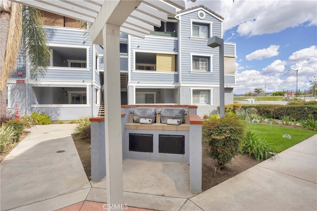 111 S Lakeview - Photo 19