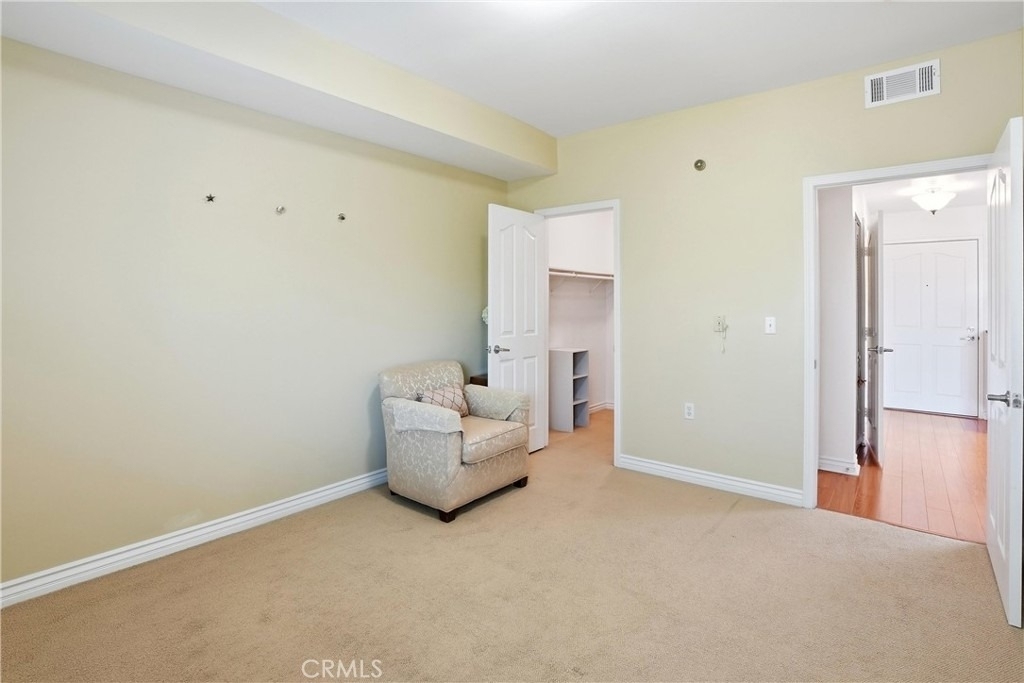 17888 Alburtis Avenue - Photo 16