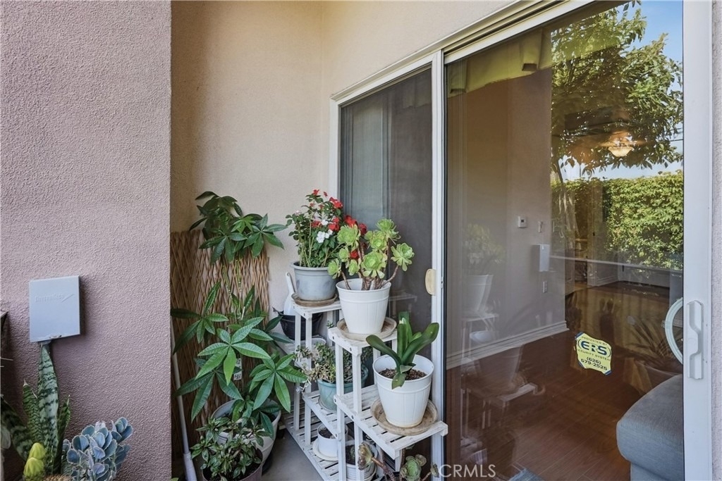17888 Alburtis Avenue - Photo 11