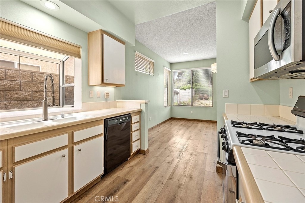 2244 Black Pine Road - Photo 12