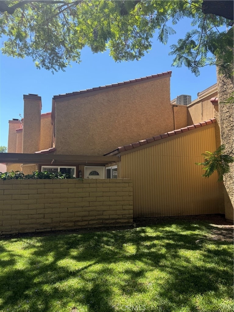 2752 Via Segovia - Photo 19
