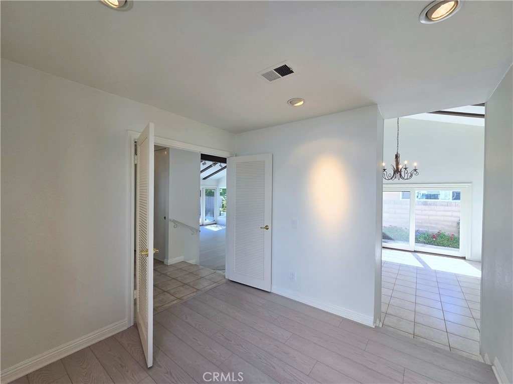 10835 Slater Avenue - Photo 7