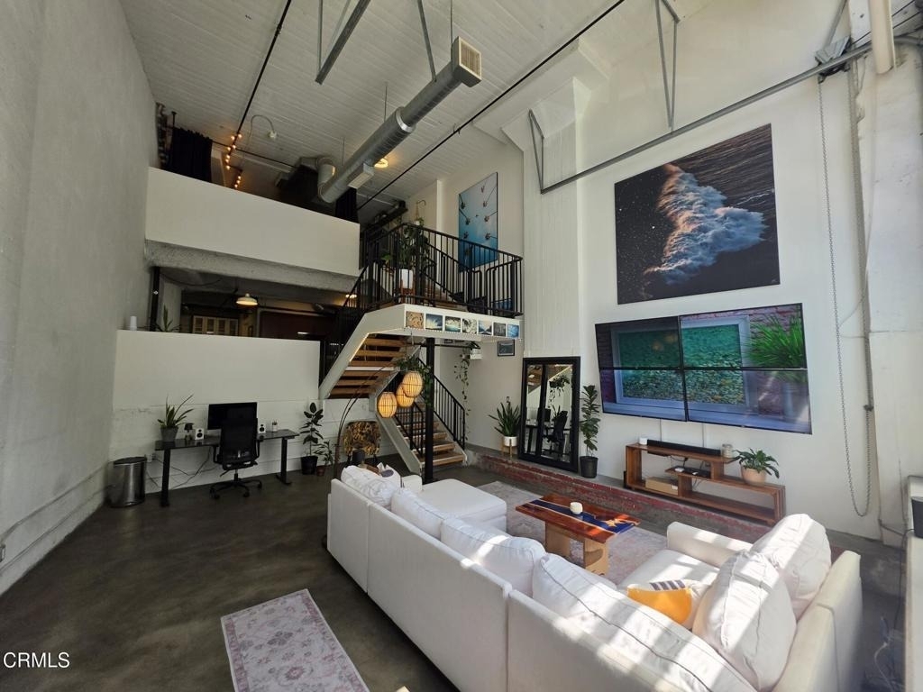 200 N San Fernando Road - Photo 2