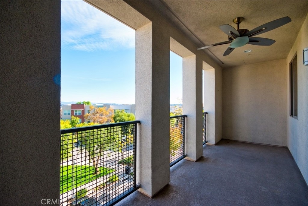 15 Vantis Drive - Photo 2